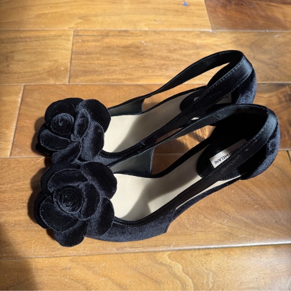NWT Antonio Melani Ester Velvet Flower Heel Pumps Sz 6,5 (no original box) - Picture 8 of 12